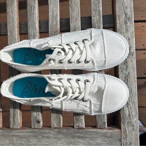 Blowfish White Canvas Sneakers